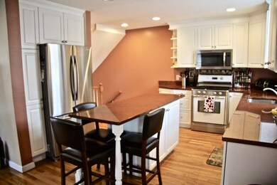 600 Trapelo Rd unit 3, Waltham, MA 02452 - photo 5
