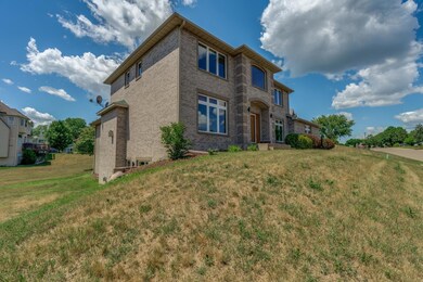 6118 Creek Ridge Ct, Minnetonka, MN 55345 - photo 3