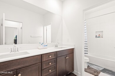 39315 Stirrup Ct, Palmdale, CA 93551 - photo 4