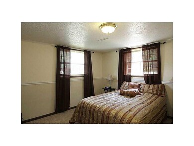 66 Clive Dr NW, Cedar Rapids, IA 52405 - photo 4