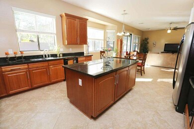 Spacious island, granite counters