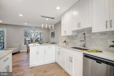 6847 Milltown Ct, District Heights, MD 20747 - photo 7