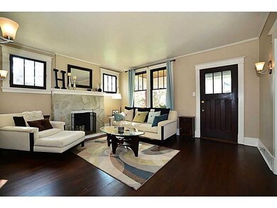 Entry/Foyer.