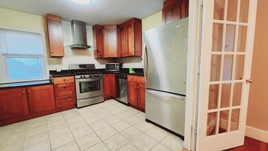 104 Russell St unit 2, Quincy, MA 02171 - photo 3