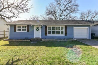 911 Poindexter Ave, Cleburne, TX 76033 - photo 5