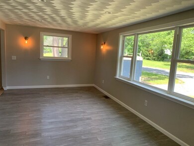 11 Sundance St, Warwick, RI 02886 - photo 4