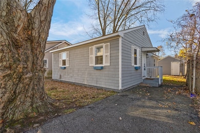 19 Curtis St, Warwick, RI 02889 - photo 2