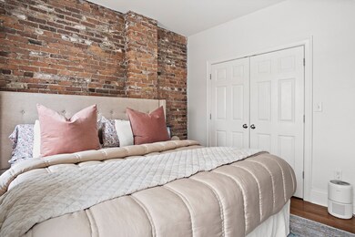 293 W 2nd St unit 1, Boston, MA 02127 - photo 2