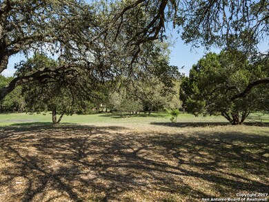 8401 Oak Thicket, San Antonio, TX 78255 - photo 3