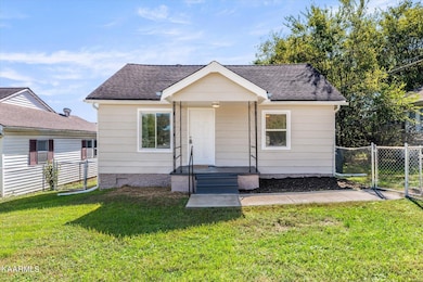 02-1618-Luck-Ave-NE-Knoxville-TN-2