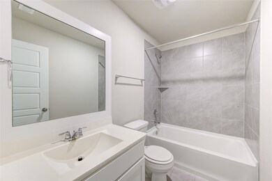 19214 Jenny Creek Ct, Tomball, TX 77377 - photo 5