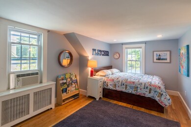 618 Dennett St, Portsmouth, NH 03801 - photo 3