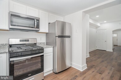 52 S 8th St, Columbia, PA 17512 - photo 4