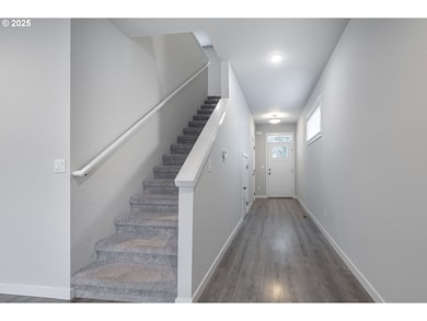 1030 S College St, Newberg, OR 97132 - photo 5