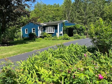 947 Burts Pit Rd, Florence, MA 01062 - photo 3