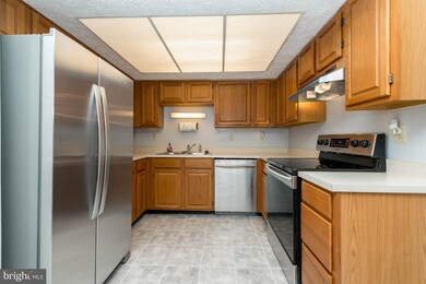 9 Donn Ct, Perry Hall, MD 21128 - photo 2