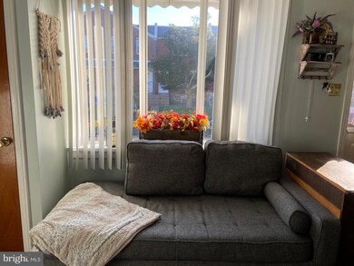 4317 Oakmont St, Philadelphia, PA 19136 - photo 4