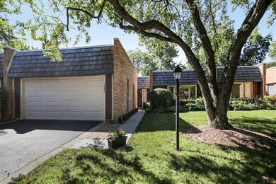 1880 Somerset Ln unit 45, Northbrook, IL 60062 - photo 2