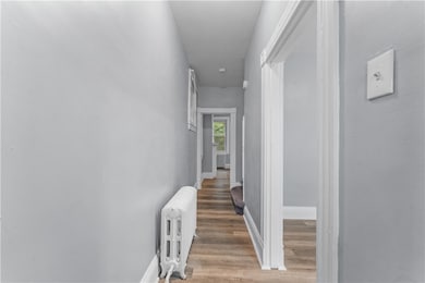 147 Moultrie St, Pittsburgh, PA 15219 - photo 4