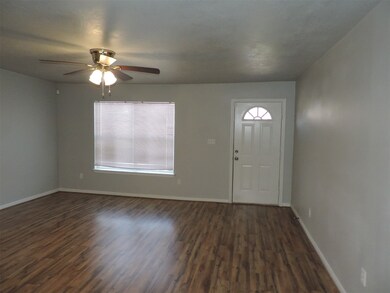 2001 Ellington St, Houston, TX 77088 - photo 3