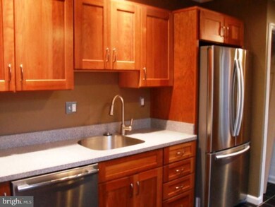 124 S Madeira St, Baltimore, MD 21231 - photo 2