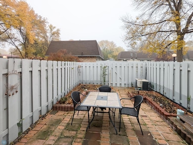 L2P016-142837859.jpg