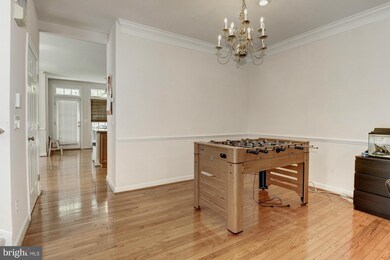 12767 Heron Ridge Dr, Fairfax, VA 22030 - photo 5