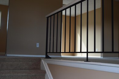 3515 Walnut Creek Dr, Columbus, OH 43224 - photo 4