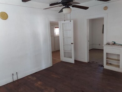 814 14th St N, Saint Petersburg, FL 33705 - photo 4