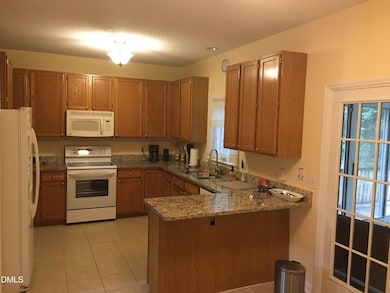 5136 Grandale Dr, Durham, NC 27713 - photo 3