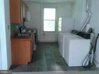 1818 Bolton St unit 3, Baltimore, MD 21217 - photo 2