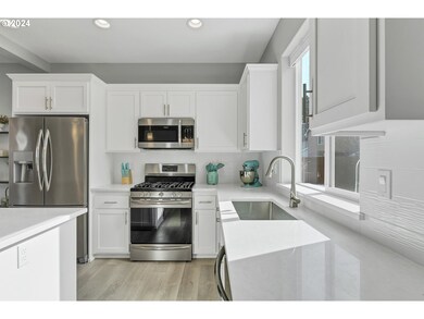 7724 Florgon St NE, Keizer, OR 97303 - photo 3