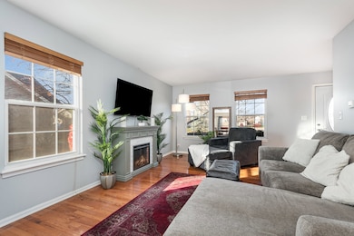 714 Pinehurst Ln, Oswego, IL 60543 - photo 6