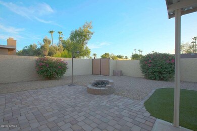 Backyard firepit