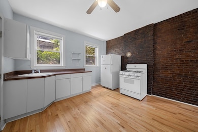 3 Wilbur Ct, Boston, MA 02128 - photo 3