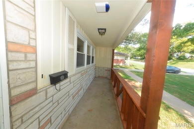 1005 Hawthorn Ave, Saint Charles, MO 63301 - photo 4