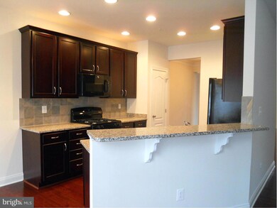 7666 Elmcrest Rd, Hanover, MD 21076 - photo 4