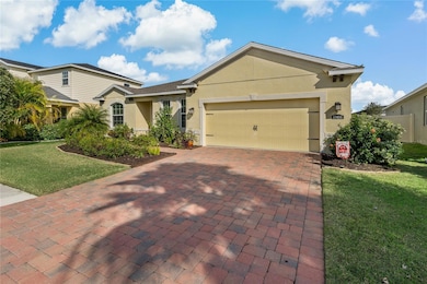 11634 Lake Lucaya Dr, Riverview, FL 33579 - photo 4
