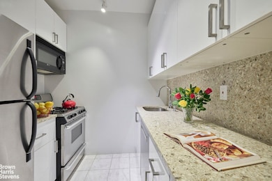 The Copley unit 15A, New York, NY 10023 - photo 5