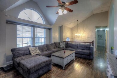 128 S Darrowby Dr, Raymore, MO 64083 - photo 6