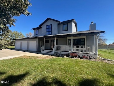 2027 5th Ave SW, Jamestown, ND 58401 - photo 2