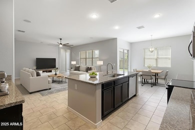 10519 W Raymond St, Tolleson, AZ 85353 - photo 7