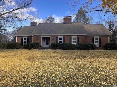 214 Montvue Dr, Charlottesville, VA 22901 - photo 2