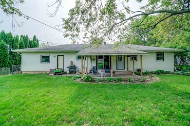 129 S Oak St, Oregon, WI 53575 - photo 4