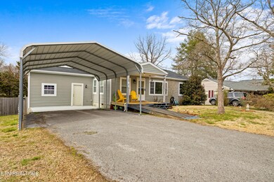 Driveway/Car Port