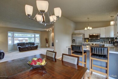 Spacious w/Open Concent