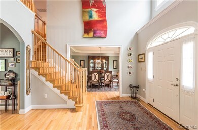 2 Story Entrance Foyer