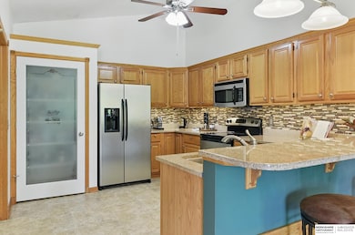 16106 Tucker Ct, Bennington, NE 68007 - photo 2