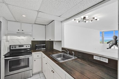 8000 Harding Ave unit 7F, Miami Beach, FL 33141 - photo 6