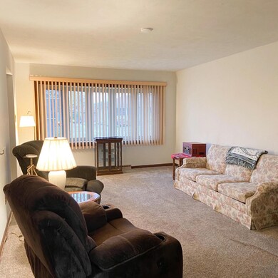 9352 O Day Dr, Highland, IN 46322 - photo 2